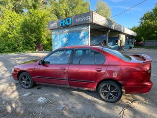1997 Nissan Primera II (P11), красный, 355000 рублей, вид 4