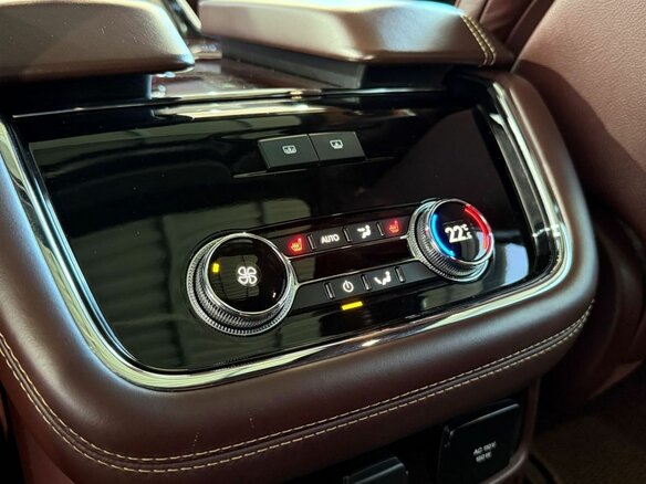 2019 Lincoln Navigator IV, чёрный, 7399000 рублей - вид 20