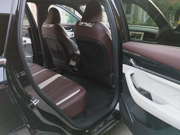2024 Geely Monjaro I, чёрный, 3980000 рублей - вид 13