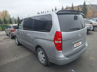 2017 Hyundai Grand Starex I Рестайлинг, серый, 2550000 рублей, вид 3