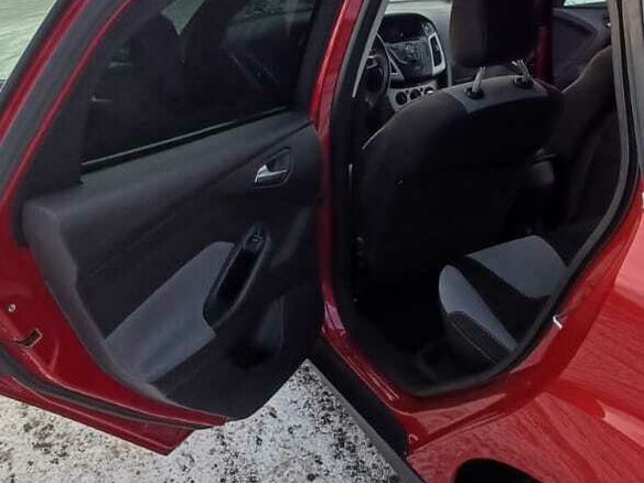 2012 Ford Focus III, красный, 857000 рублей - вид 26