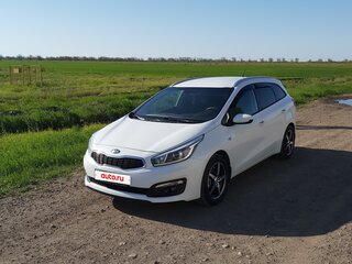 2016 Kia Ceed II Рестайлинг, белый, 1100000 рублей, вид 2