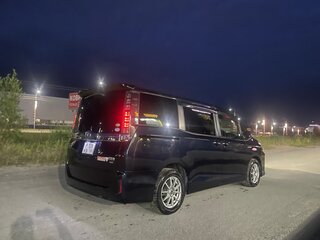 2014 Toyota Voxy III (R80), синий, 2100000 рублей, вид 5