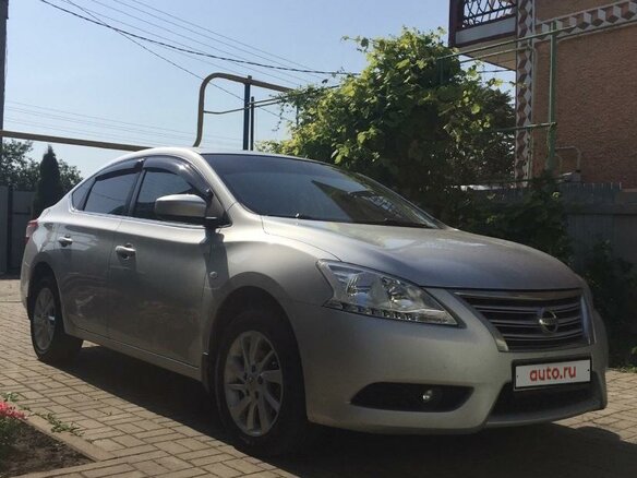 2015 Nissan Sentra VII (B17), серебристый, 1180000 рублей