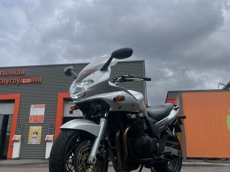 2001 Kawasaki ZR 750 Zephyr, серебристый, 257784 рублей, вид 3
