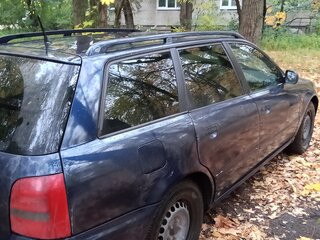 1997 Audi A4 I (B5), синий, 390000 рублей, вид 3