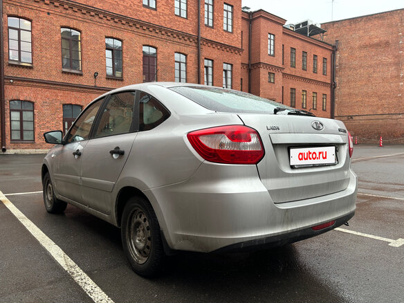 2017 Lada (ВАЗ) Granta I, серебристый, 599599 рублей - вид 1