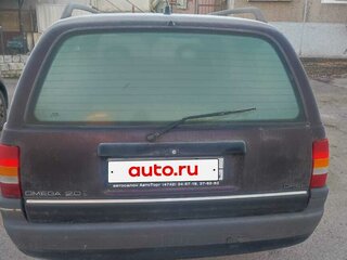 1990 Opel Omega A, серебристый, 100000 рублей, вид 4
