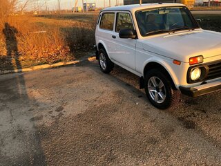 2023 Lada (ВАЗ) Niva Legend I, белый, 950000 рублей, вид 2