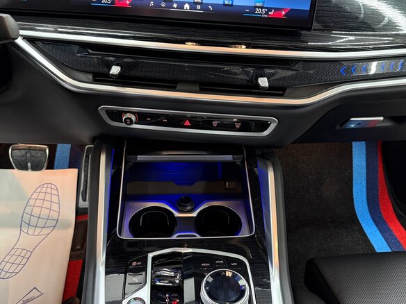 2023 BMW X6 40i III (G06) Рестайлинг, синий, 11700000 рублей - вид 19
