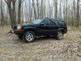 1997 Jeep Grand Cherokee I (ZJ) Рестайлинг, чёрный, 850000 рублей, вид 3