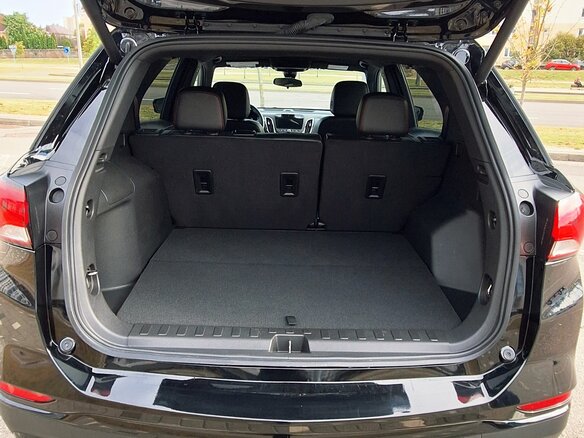 2023 Chevrolet Equinox III Рестайлинг, чёрный, 2000000 рублей - вид 6