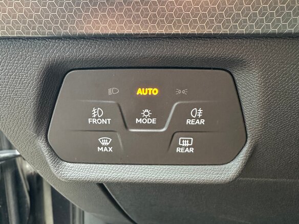 2021 SEAT Leon IV, серый, 1320000 рублей - вид 15