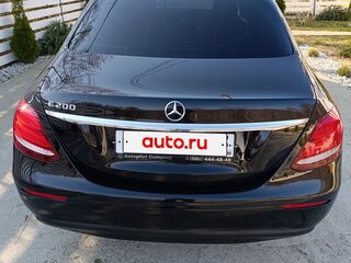 2016 Mercedes-Benz E-Класс 200 V (W213, S213, C238), чёрный, 2650000 рублей, вид 2
