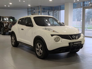 2012 Nissan Juke I, белый, 650000 рублей, вид 3