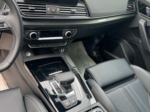 2025 Audi Q5 L 45 TFSI II (FY) Рестайлинг, белый, 6250000 рублей - вид 16