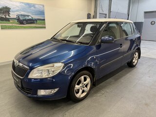 2011 Skoda Fabia II Рестайлинг, синий, 629000 рублей, вид 1