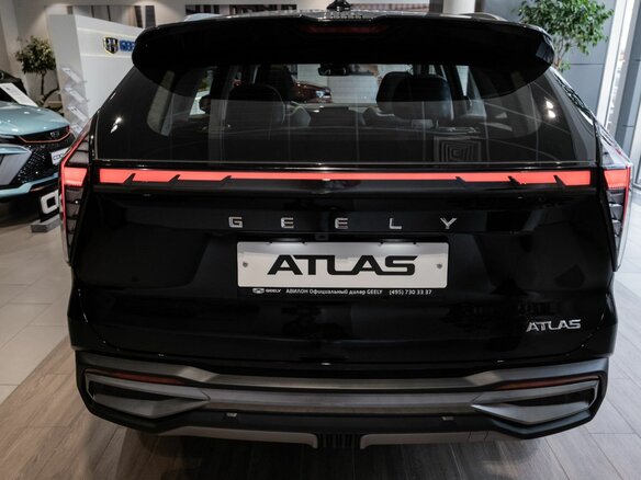 2026 Geely Atlas II, чёрный - вид 3