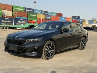 2025 BMW 5 серии 530i VIII (G60/G61/G68), чёрный, 9490000 рублей, вид 2