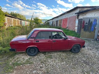 1996 Lada (ВАЗ) 2105, пурпурный, 110000 рублей, вид 3