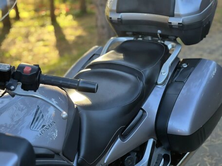 2002 Honda ST 1300, серебристый, 580000 рублей, вид 2