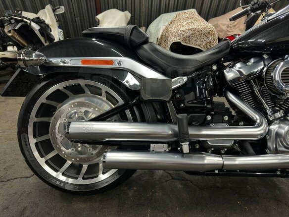 2017 Harley-Davidson Fat Boy, чёрный, 1860000 рублей - вид 18
