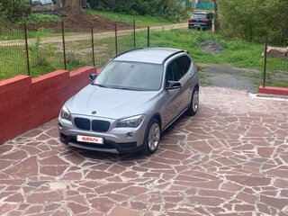 2013 BMW X1 18i I (E84) Рестайлинг, серебристый, 1300000 рублей, вид 2