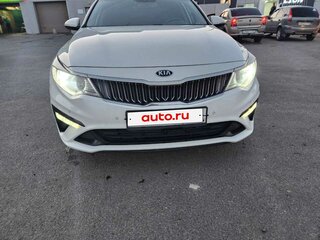 2018 Kia Optima IV Рестайлинг, белый, 1530000 рублей, вид 1