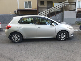 2007 Toyota Auris I, серебристый, 780000 рублей, вид 3