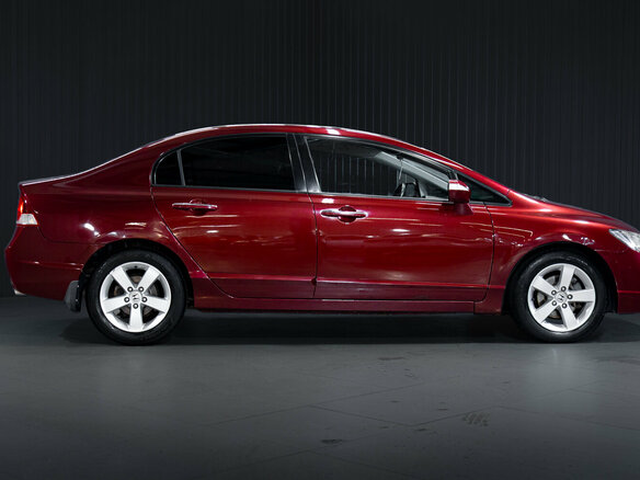 2006 Honda Civic VIII, красный - вид 7