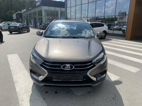 2026 Lada (ВАЗ) Vesta SW I Рестайлинг (NG), коричневый, 1830000 рублей - вид 4