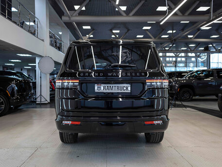 2023 Jeep Wagoneer Grand WS, чёрный, 11699999 рублей, вид 5