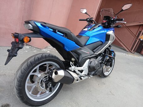 2016 Honda NC 750X, синий, 770000 рублей, вид 4