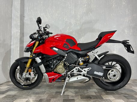 2020 Ducati Streetfighter V4, красный, 1745000 рублей, вид 2