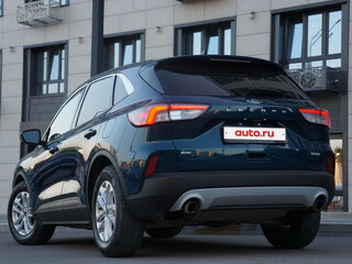 2020 Ford Escape IV, синий, 1590000 рублей, вид 5