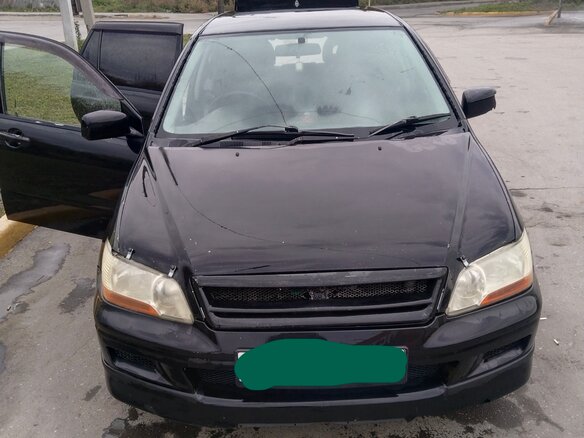 2001 Mitsubishi Lancer Cedia IX, чёрный, 200000 рублей