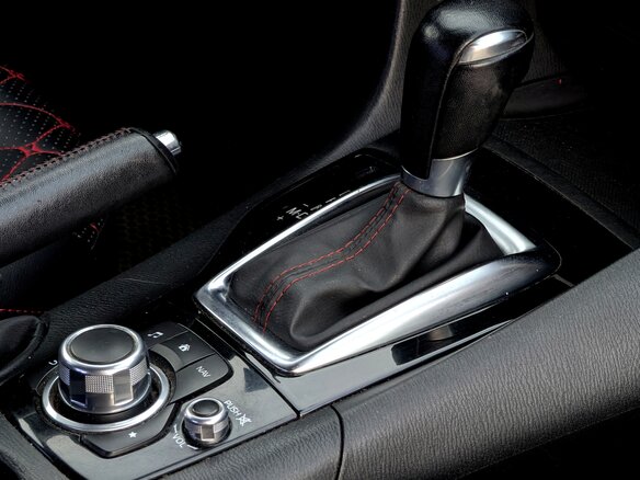 2014 Mazda 3 III (BM), красный - вид 27