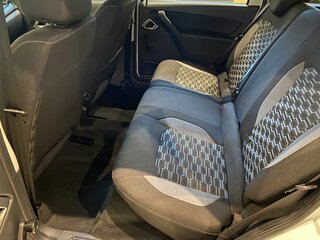 2025 Lada (ВАЗ) Granta Cross I Рестайлинг, белый, 1226000 рублей, вид 2