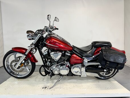2008 Yamaha XV 1900, пурпурный, 499000 рублей, вид 2