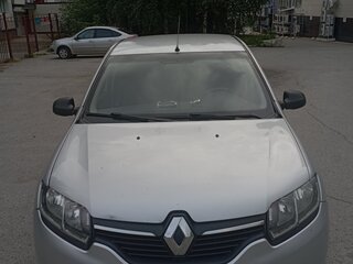 2016 Renault Logan II, серый, 580000 рублей, вид 2