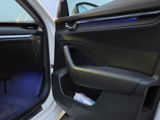 2021 Skoda Octavia IV (A8), белый, 2000000 рублей, вид 4