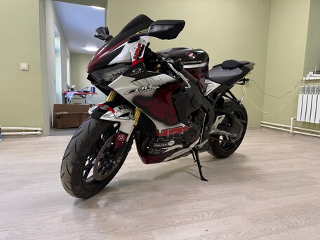 2025 Honda CBR 1000 RR/RA Fireblade, пурпурный, 2200000 рублей, вид 1