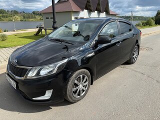 2014 Kia Rio 6-speed III, чёрный, 950000 рублей, вид 1