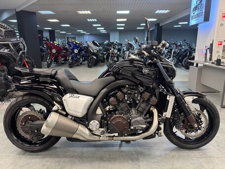 2011 Yamaha VMAX 1700, чёрный, 1450000 рублей, вид 1