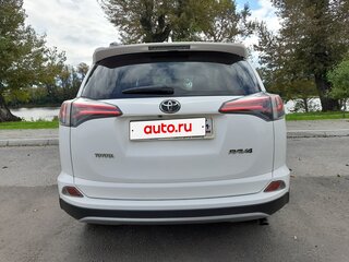 2017 Toyota RAV4 IV (XA40) Рестайлинг, белый, 2450000 рублей, вид 2