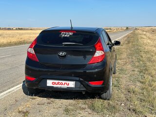 2012 Hyundai Solaris I, чёрный, 720000 рублей, вид 3