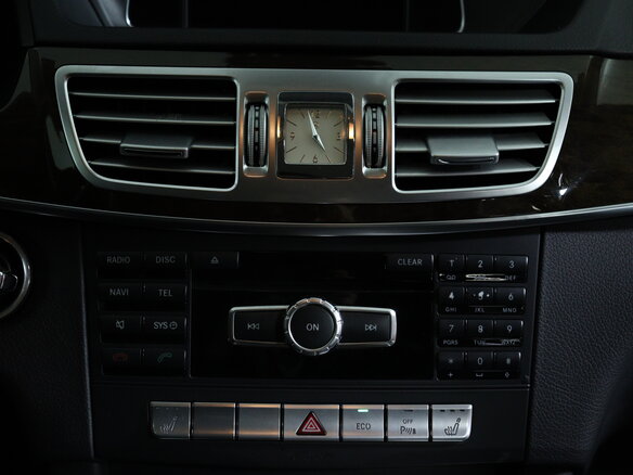2014 Mercedes-Benz E-Класс 200 IV (W212, S212, C207) Рестайлинг, чёрный - вид 11