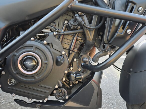 2019 Bajaj Dominar 400, чёрный, 269999 рублей - вид 8