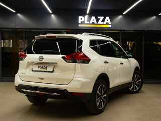 2020 Nissan X-Trail III Рестайлинг, белый, 2370000 рублей, вид 4
