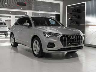 2019 Audi Q3 40 TDI II (F3), серый, 3295000 рублей, вид 2